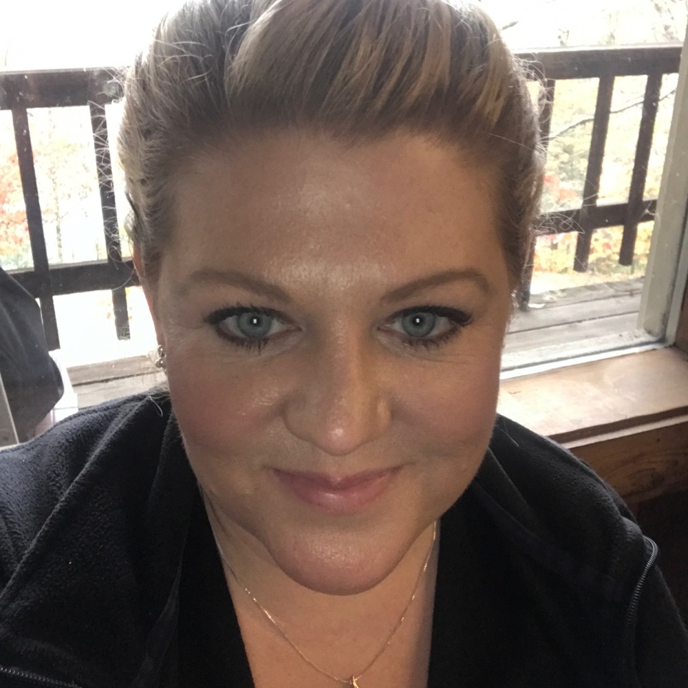Meet your Posher, Tiffany